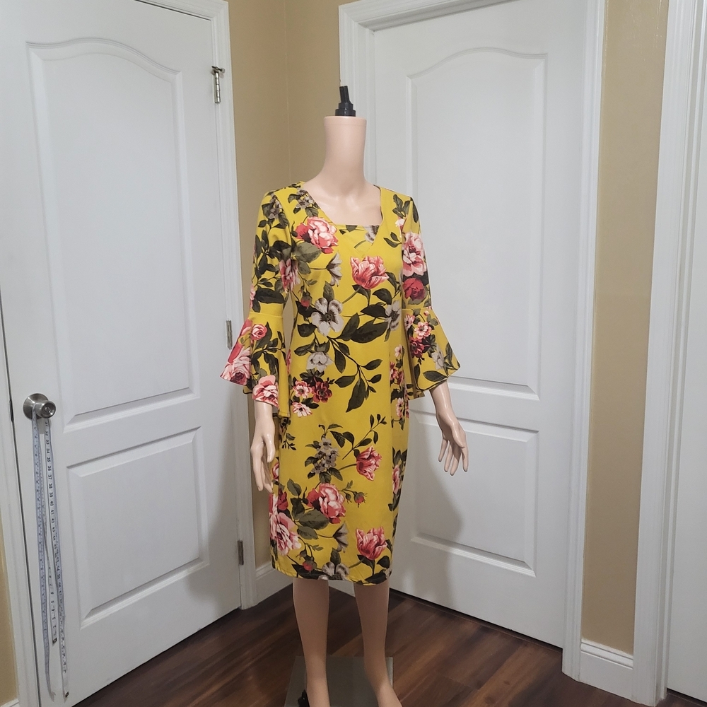Olivia Matthews Yellow Floral Long Sleeve Dress